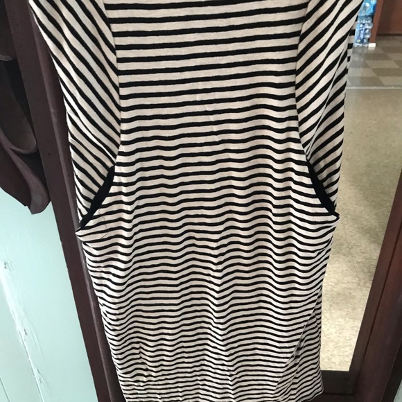 Maternity dress - Picture 3 of 5